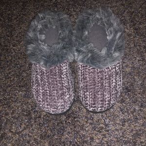Dearfoam house slippers